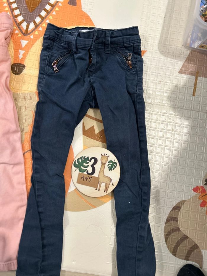 Lot 2 pantalons jeans 3 ans - photo numéro 3