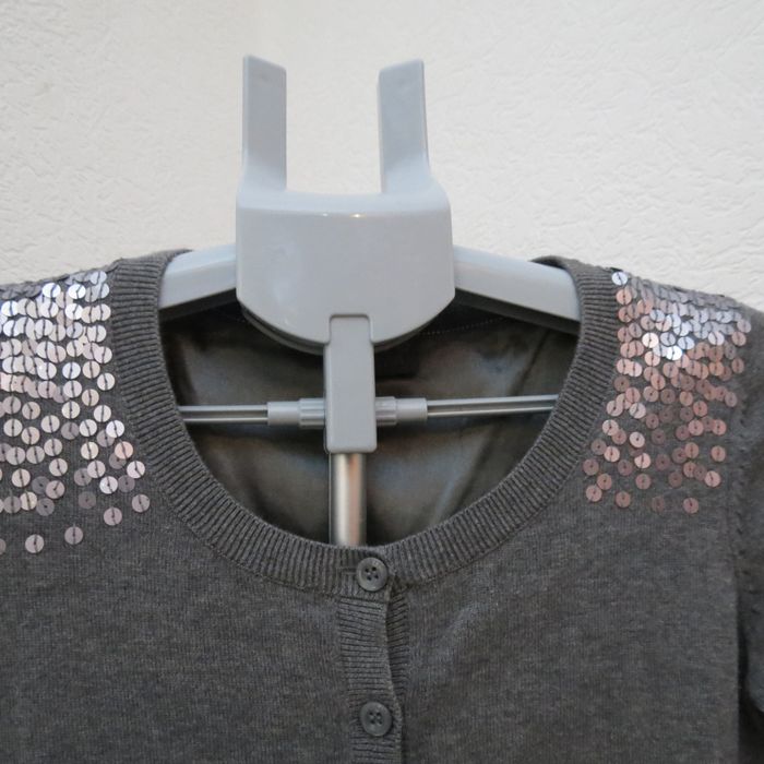 ✨ Gilet Esprit gris avec sequins – Taille S ✨ - photo numéro 4