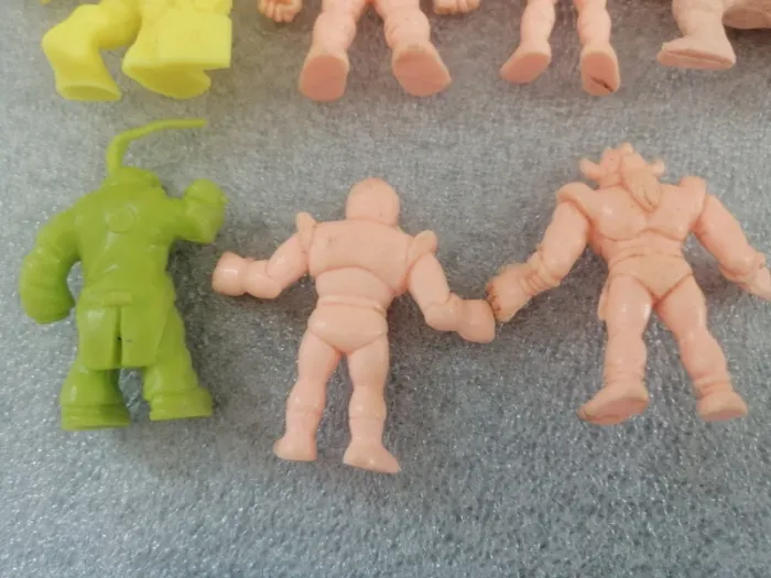 Figurines monstres et compagnie - photo numéro 6