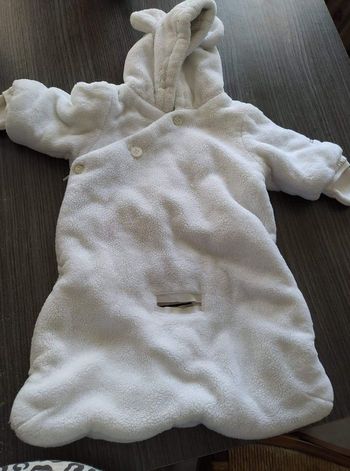 Bonjour je vend sa viens de ma fille mais sa peux être pour un garçon aussi