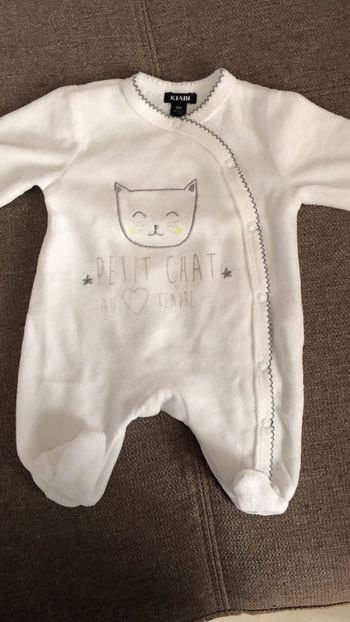 Lot 3 babygros