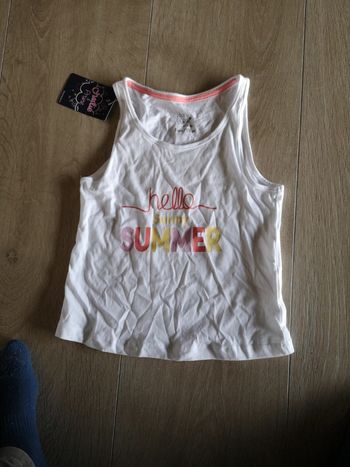 Débardeur neuf 8ans