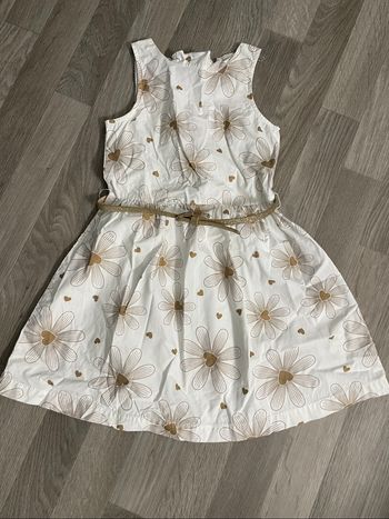 Robe avec ceinture