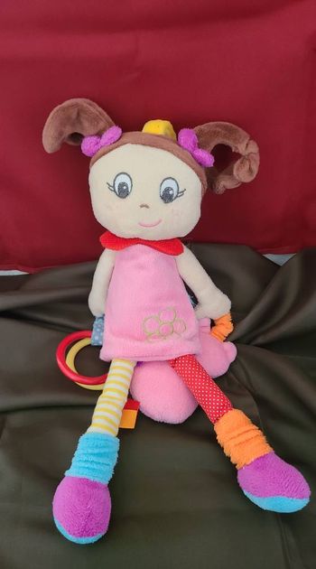 Doudou poupée fille rose rouge jaune orange anneau chat BABY NAT