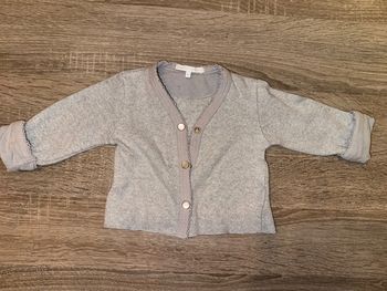 Gilet gris avec pression taille 62