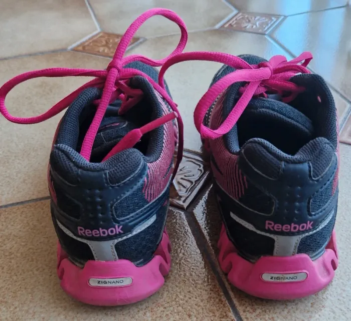 Baskets Reebok pointure 36 - photo numéro 3