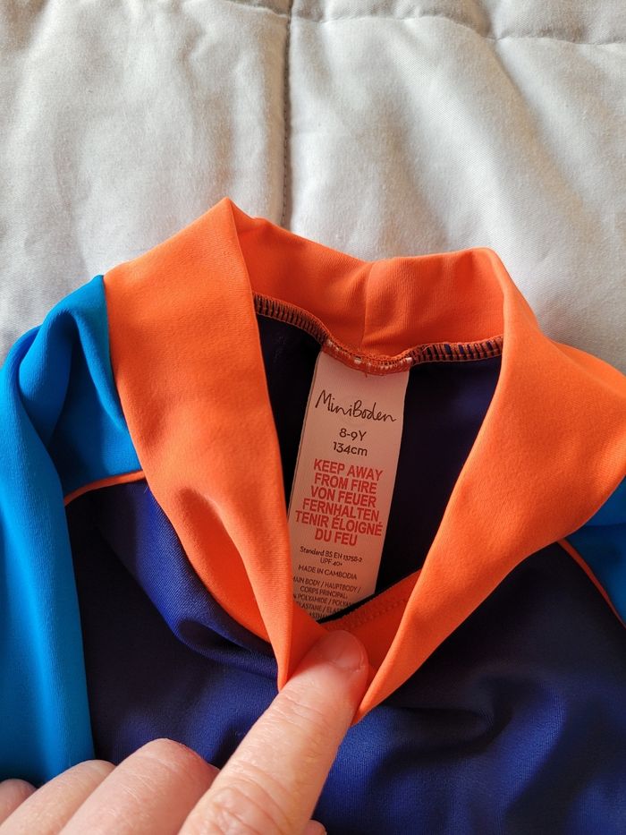 ensemble uv mini boden 8/9ans  (15e) - photo numéro 5