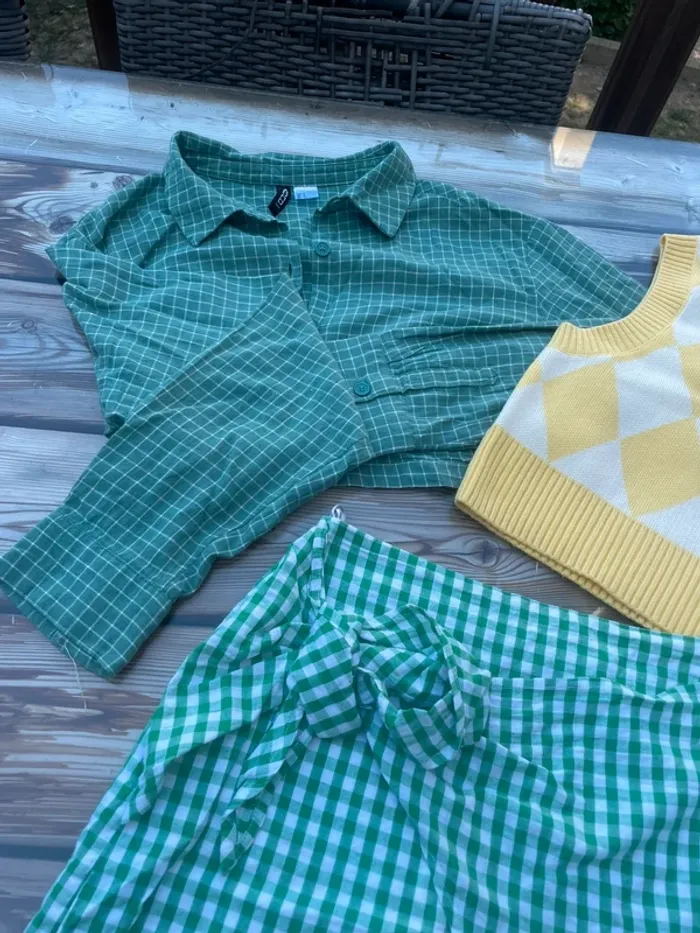Lot vêtements taille S - photo numéro 4