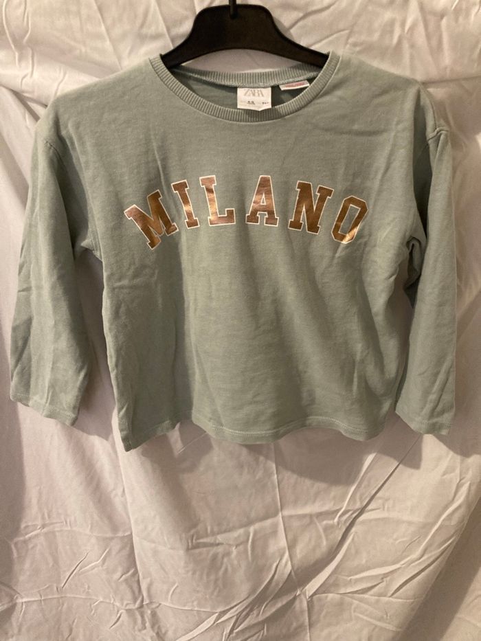 Sweat ZARA “MILANO” – 4/5 ans – très bon état