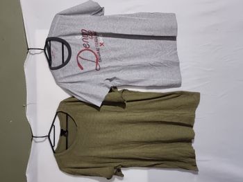 Lot 2 T-shirts XL