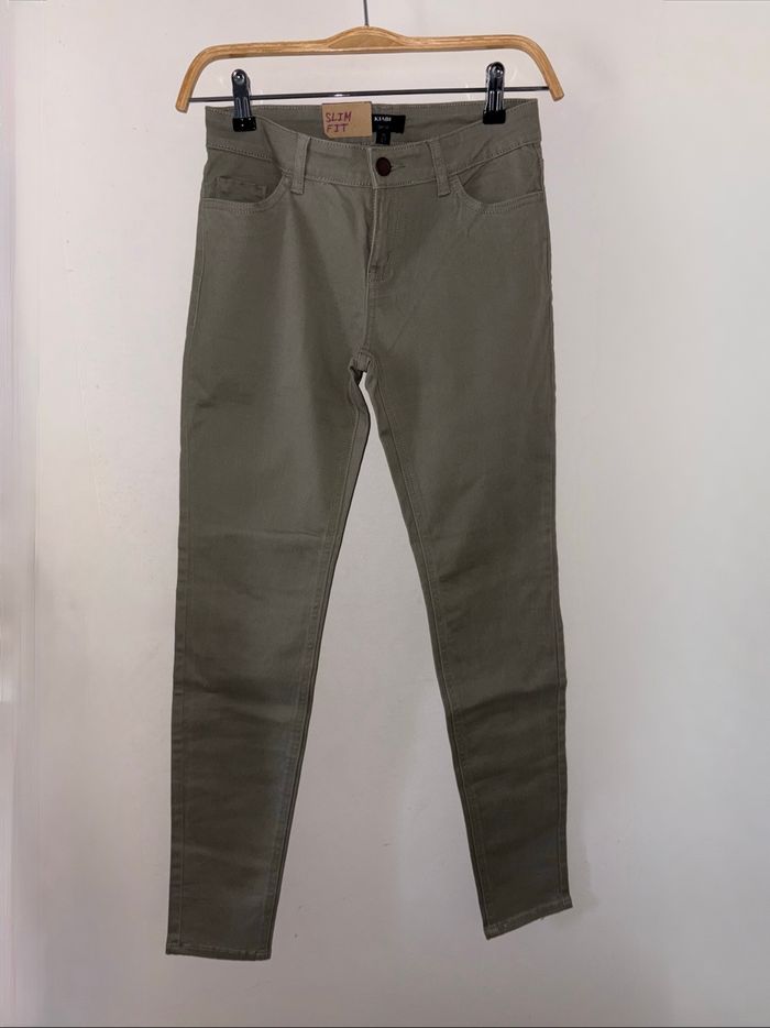 Jean femme Kiabi taille 36 couleur Kaki neuf avec étiquette. - photo numéro 4