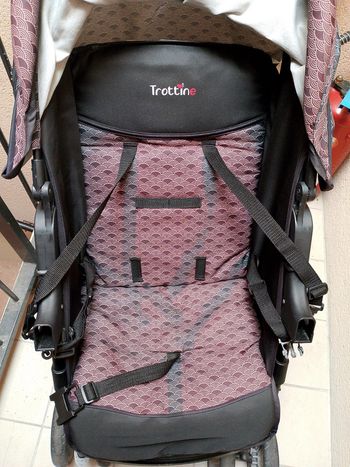 Poussette trottine