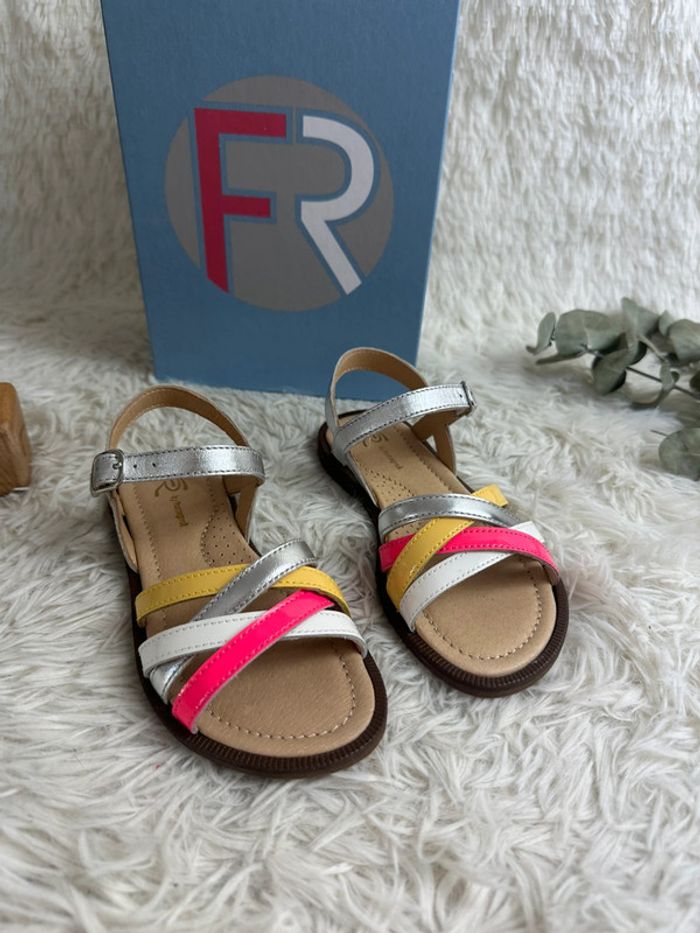 Paire de sandales Franco Romagnoli taille 29 - photo numéro 2