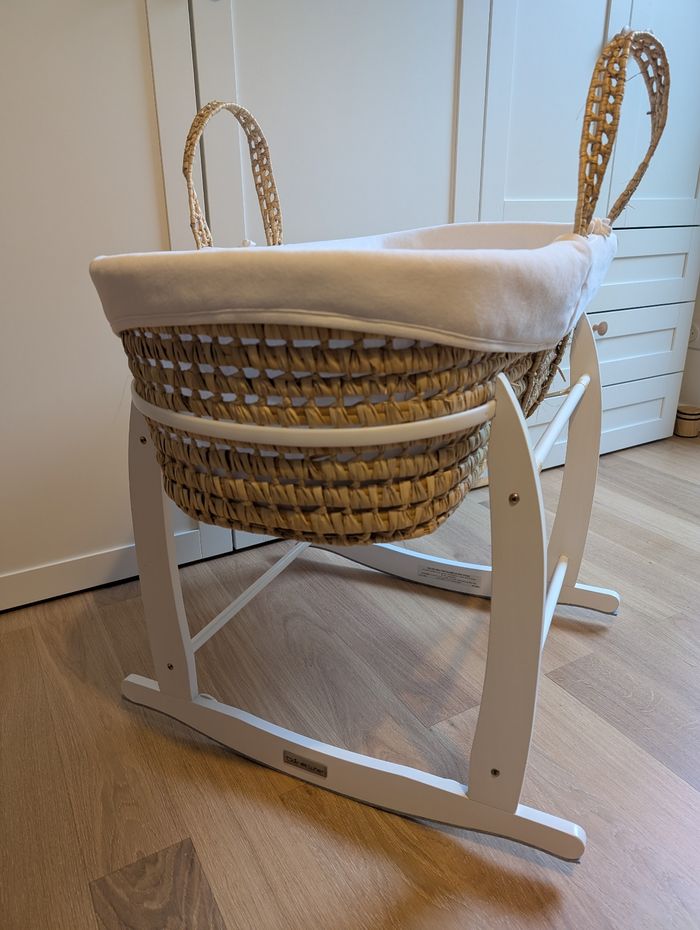 Couffin en coton bio Éveil & Nature + Support bois + 3 Alèses (Très bon état)
- photo numéro 3