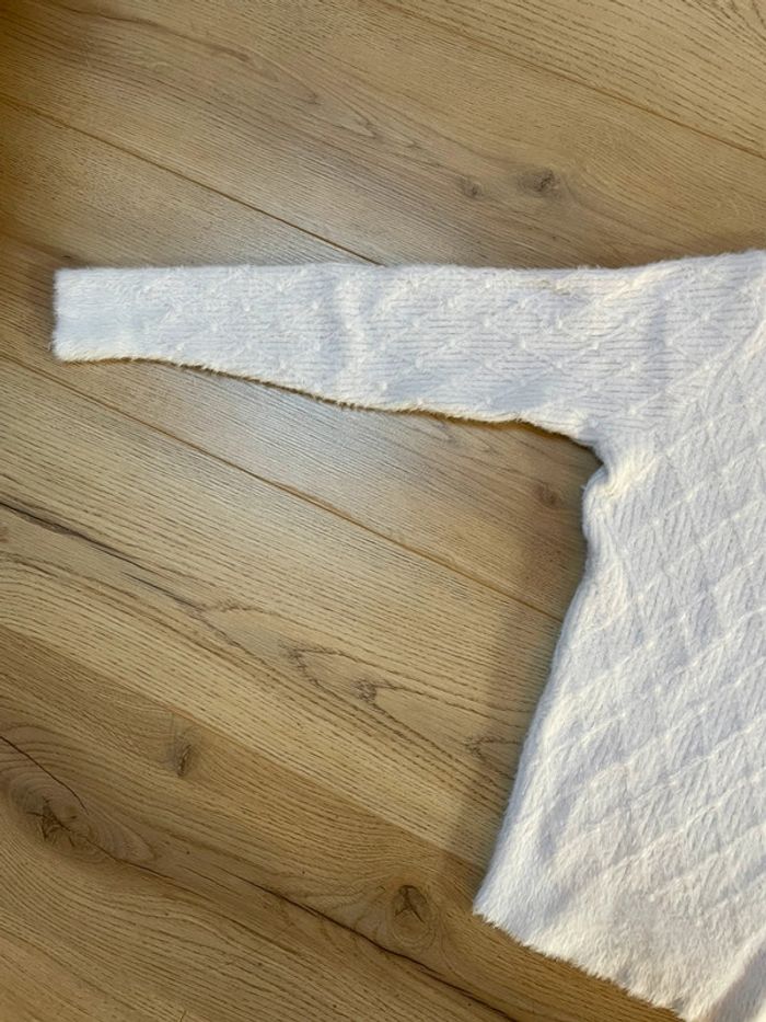 Pull blanc - photo numéro 3
