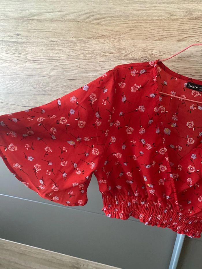 Haut rouge taille S - photo numéro 2
