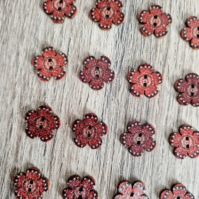 Lot de 30 boutons fleurs en bois - photo numéro 2