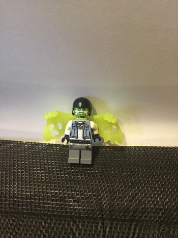 Lego Hidden Side Joey hs026 set 70421 minifigure mini figurine lego officiel