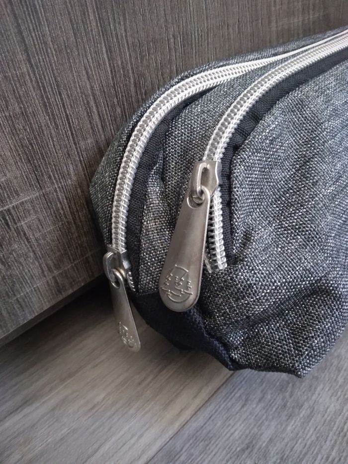 Trousse 2 compartiment neuf - photo numéro 2