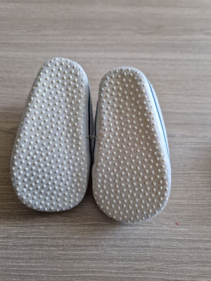 Chaussures bébé garçon taille 16 - photo numéro 4