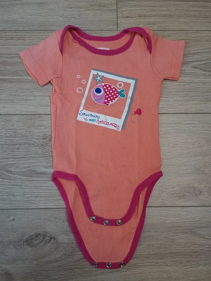 Lot de 4 bodies fille 1 an - photo numéro 2