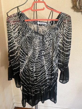 Haut léger semi transparent motif zébré Christine Laure