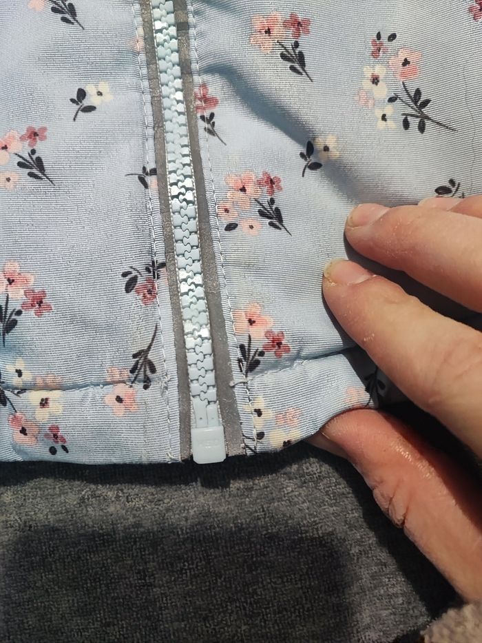 Blouson imperméable et polaire à l'intérieur Primark taille 5-6 ans - photo numéro 3