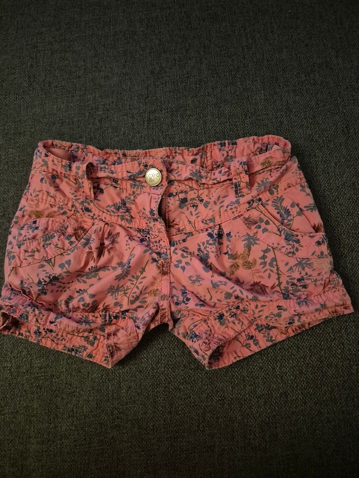 Short 3ans