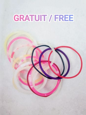 Lot 15 bracelets plastique fluo / Gratuit - Free