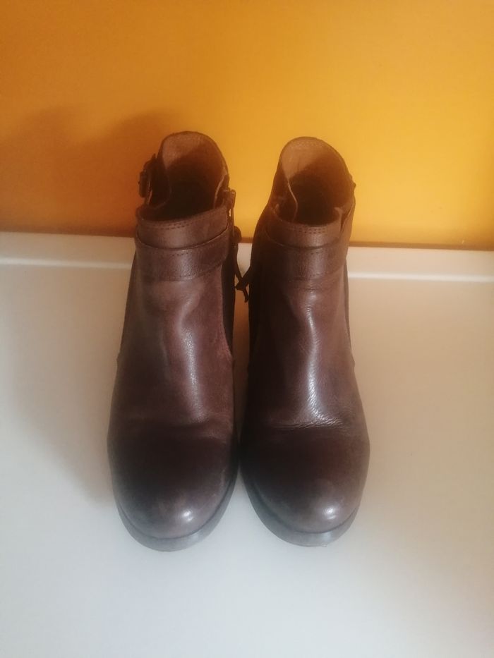 🌸Bottines cuir marron à talon Pointure 37 "Levi's" 🌸 - photo numéro 3