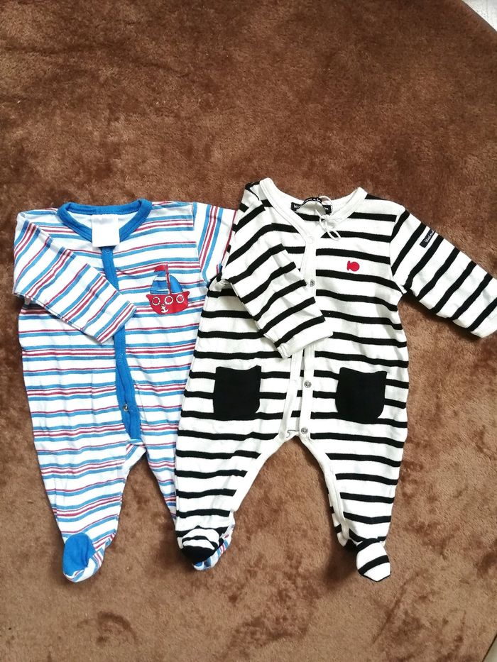 Lot 2 pyjamas marinière taille 3 mois
