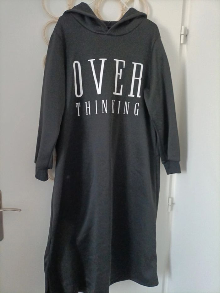 Robe sweat avec capuche