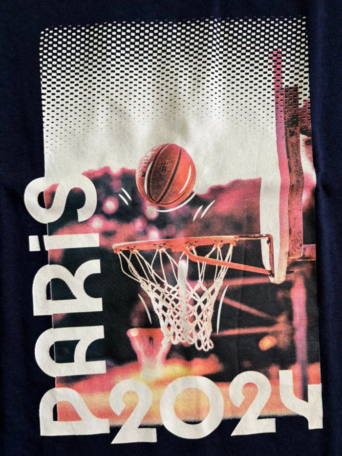 T-shirts jumeaux/jumelles JO Paris 2024 - photo numéro 3