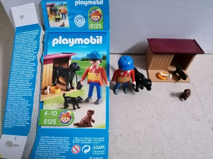 Playmobil 5125 Chiens et fermier - photo numéro 3