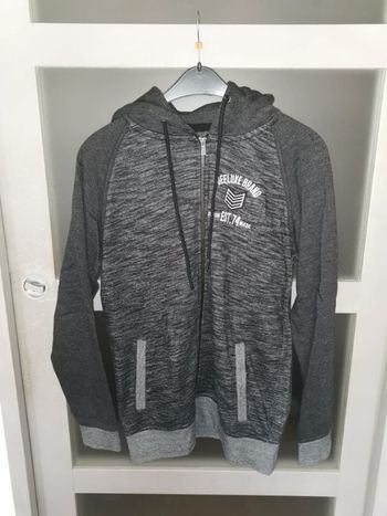 Sweat zippé Deeluxe 74 , taille M , excellent état