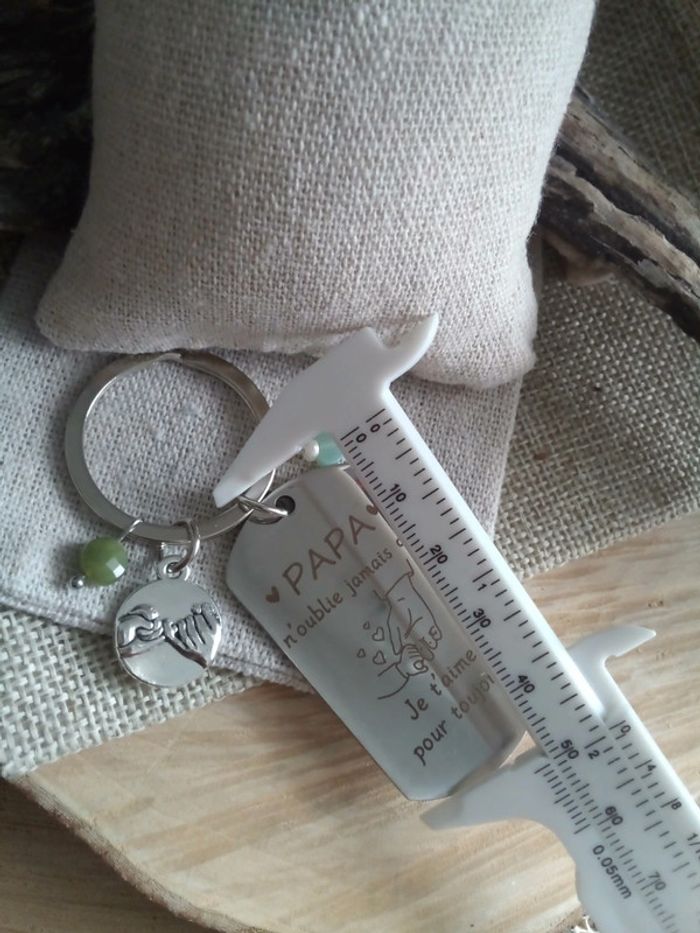 Porte clé pour offrir à son papa 🩵. - photo numéro 2