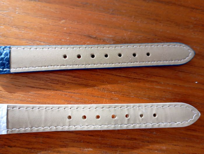 Lip Tank NEUVE, deux bracelets interchangeables - photo numéro 5