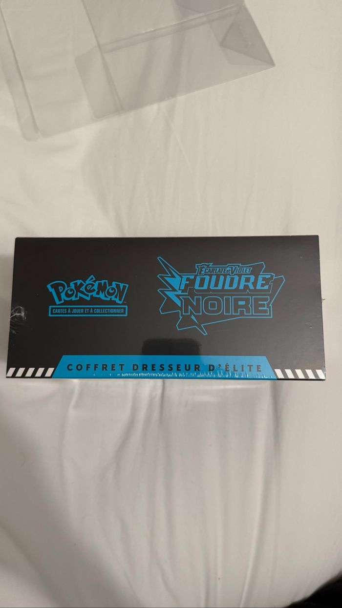 Pokémon ETB Foudre noir ev10.5 - photo numéro 4
