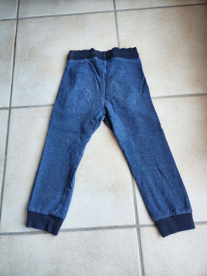 Pantalon Avengers taille 2 ans - photo numéro 3