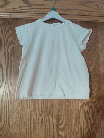 Tee-shirt taille 24 mois