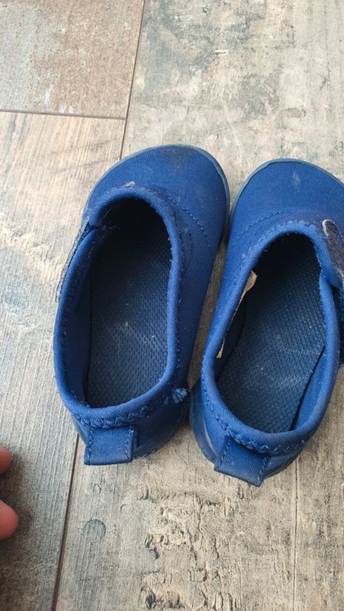 Chaussures domyos taille 19 sans étiquette - photo numéro 3