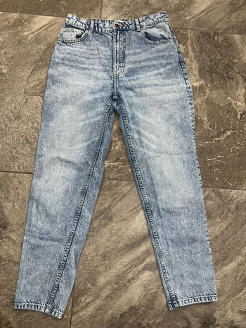 Jeans Mom Bershka taille 40