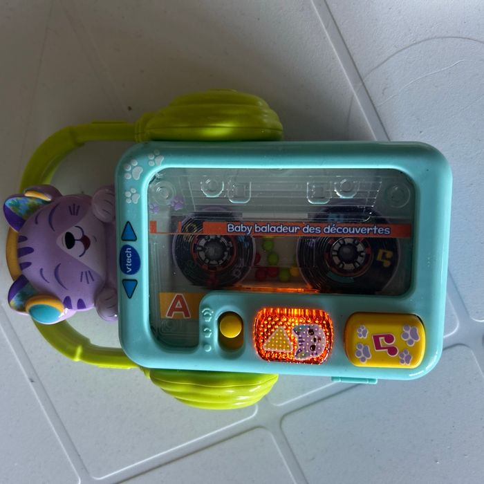 Walkman V Tech - photo numéro 2
