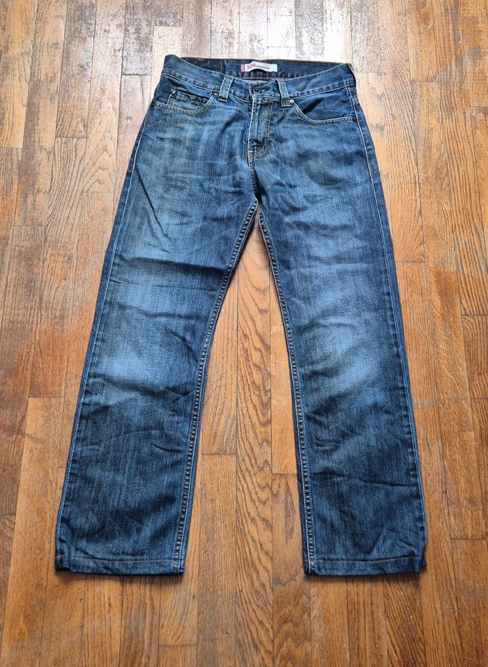 Jean Levi's 506 bleu Coupe droite W31 L34 taille 40 - photo numéro 2