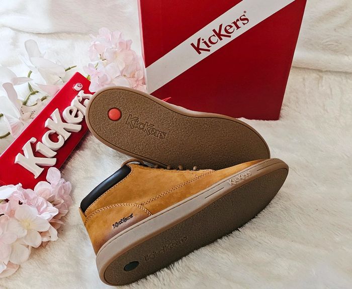 Bottes Bottines cuir Zip Confort Semelle Flexible Kickers T34 - photo numéro 2