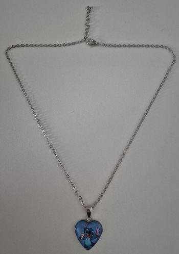 Colliers stitch neufs
