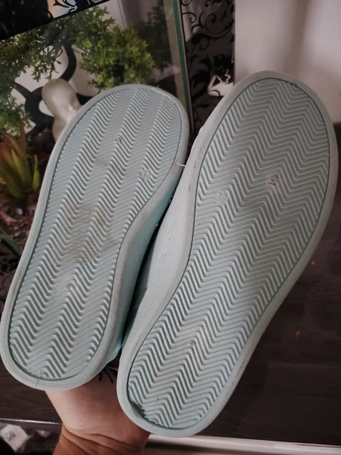 Paire de chaussures fille - photo numéro 4