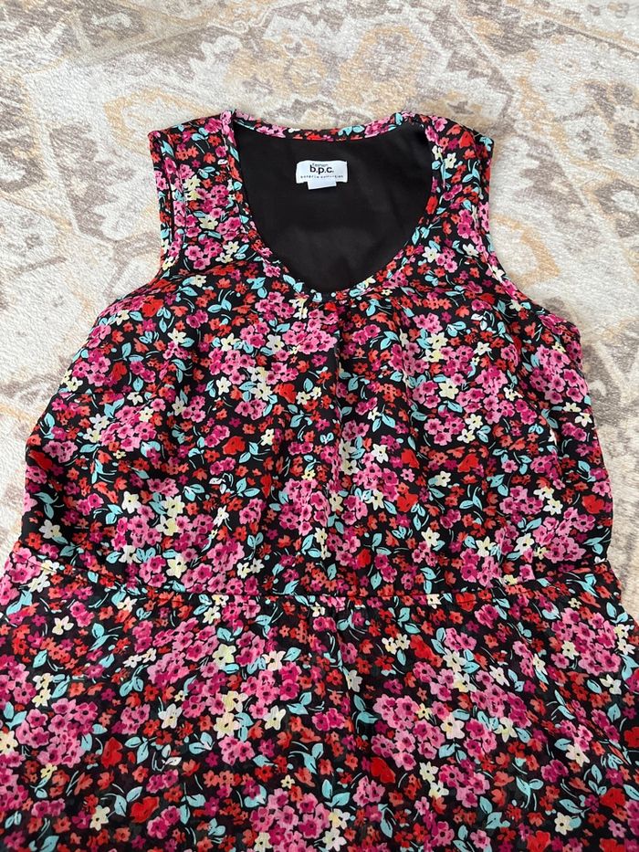 Robe, bon prix - photo numéro 2