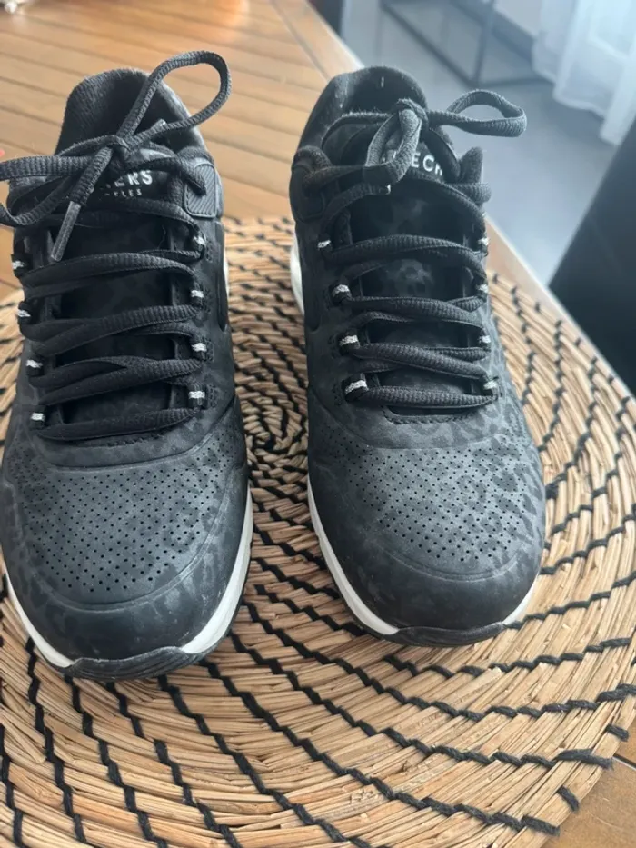 Superbes baskets skechers
