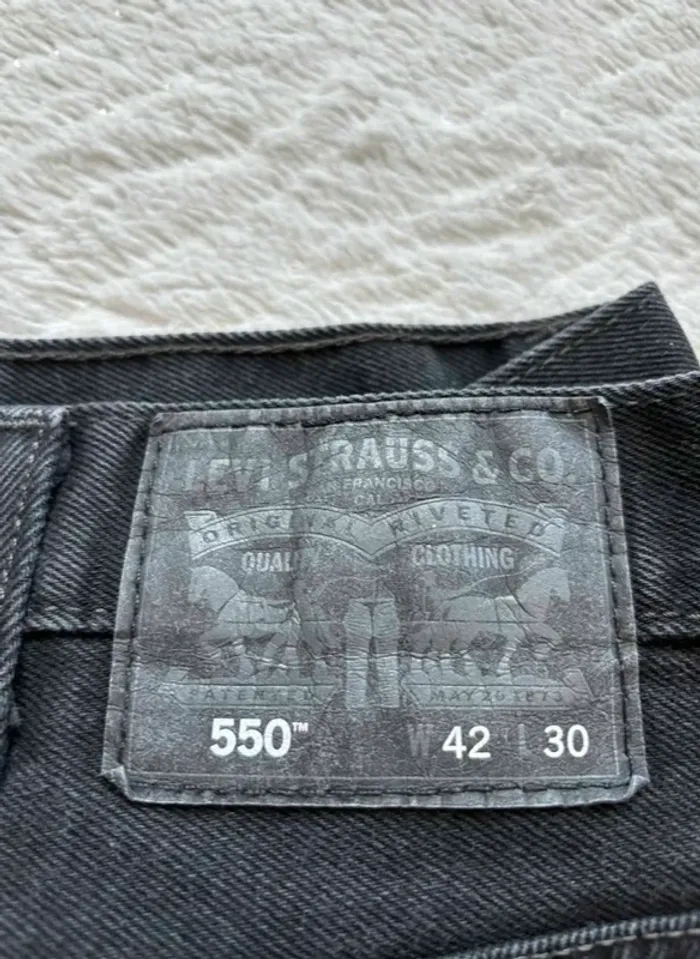 Jean Levi’s 550 Relaxed Fit droit taille haute Noir Homme/Unisexe W42 L30 (XXL/52) - photo numéro 2
